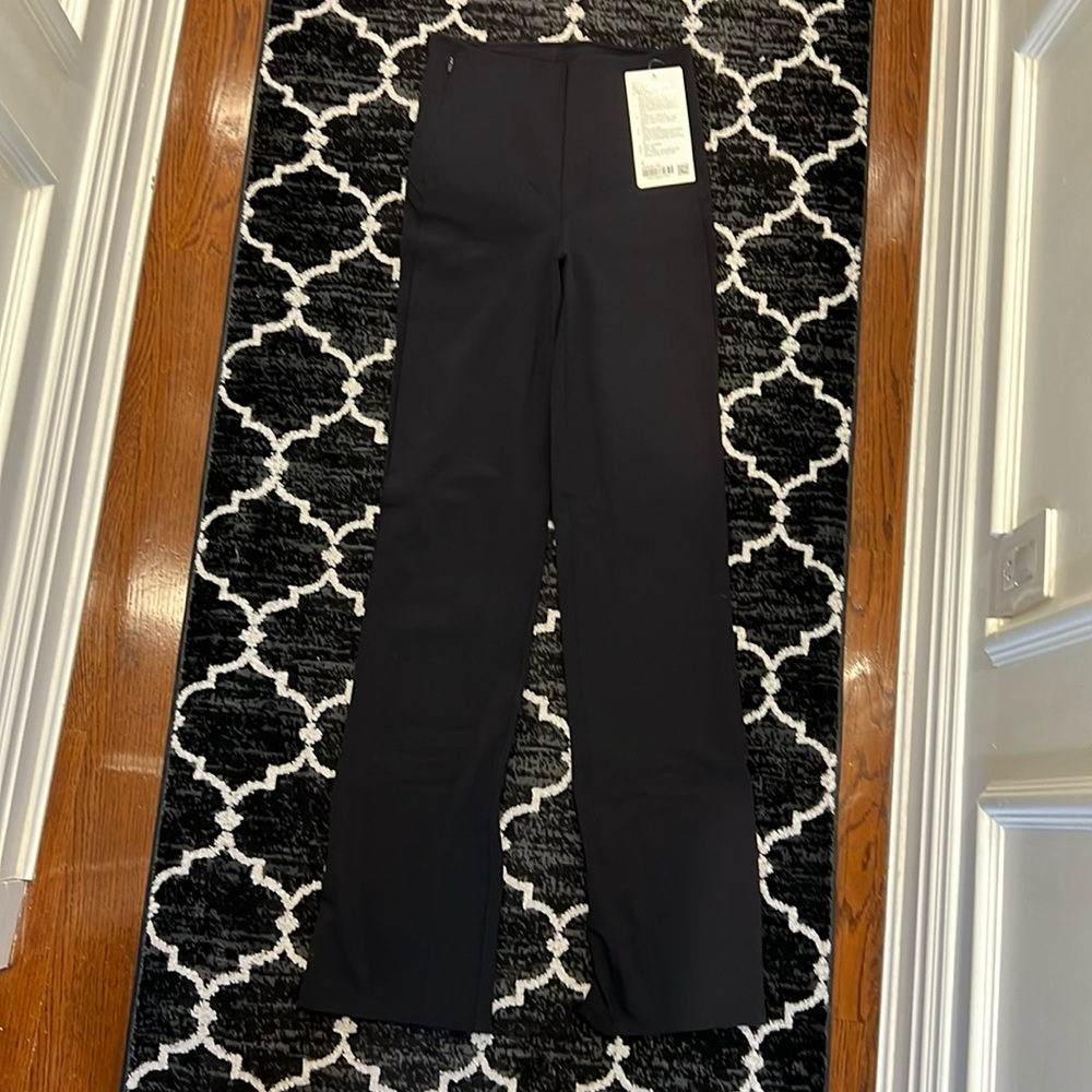 Lululemon NWT pants size 4 black smooth fit pull on high rise pants